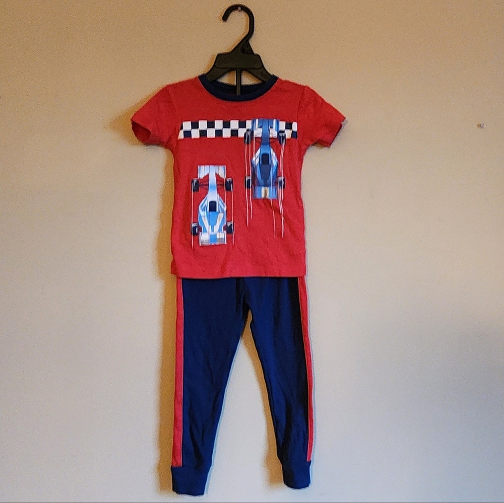 Carter's, Race Car Pajamas. Long Pants With Short Sleeve Shirts. Size 3T 🏎